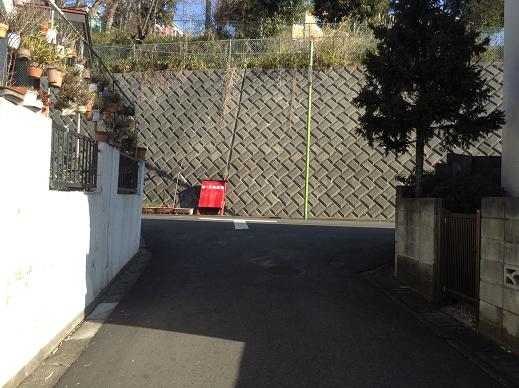 カーブミラー 001