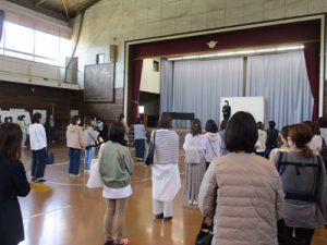 先生のご挨拶と新役員のみなさん！